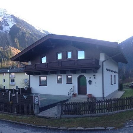Landhaus Vier Jahreszeiten Krimml Habitación foto